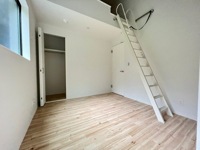 物件内観写真10　(居室)