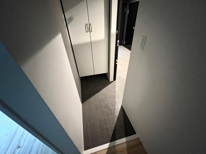 物件内観写真17　(玄関)