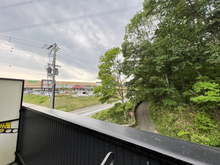 物件内観写真22　(室内からの展望)