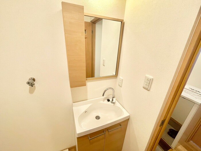 物件内観写真12　(洗面)