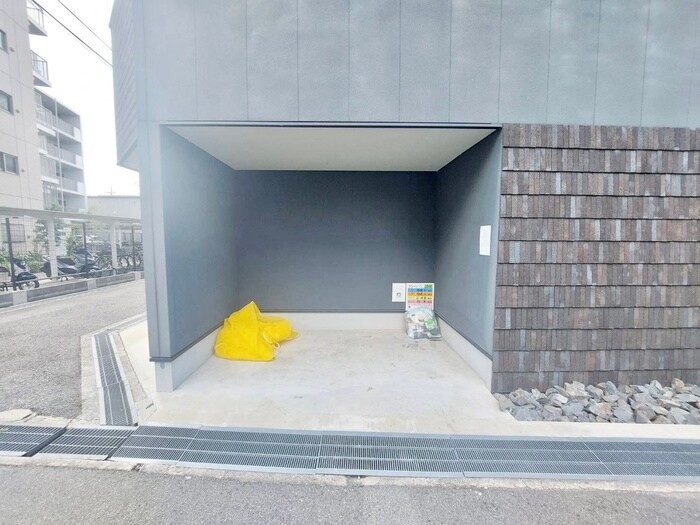 物件外観写真6　(建物設備)