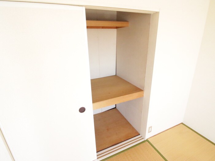 物件内観写真15　(収納)