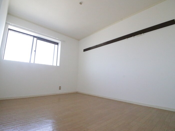 物件内観写真16　(居室)