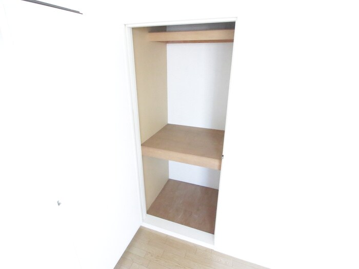 物件内観写真17　(収納)