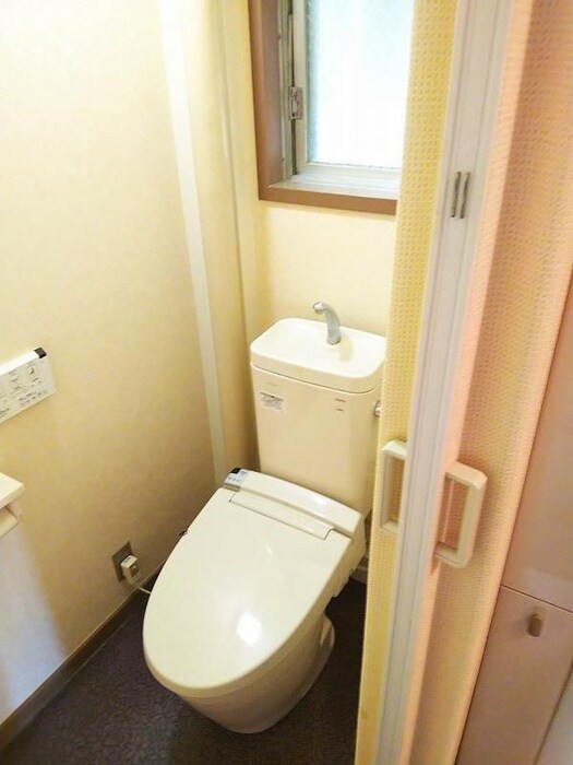 物件内観写真11　(トイレ)