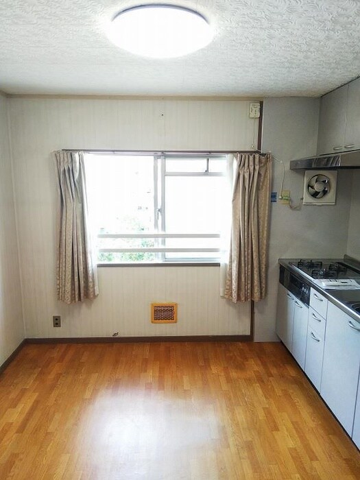 物件内観写真16　(居室)