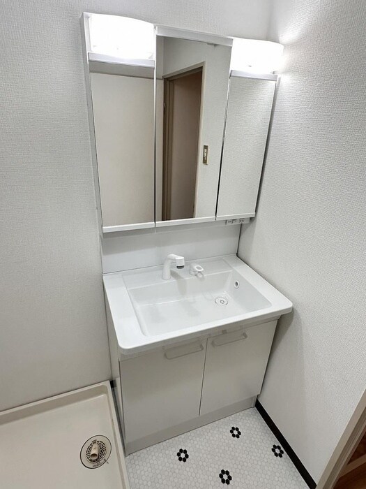 物件内観写真17　(洗面)