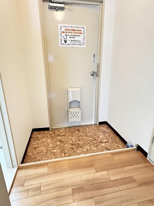 物件内観写真19　(玄関)