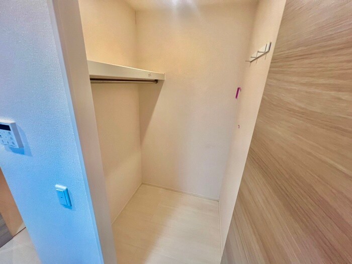 物件内観写真12　(収納)