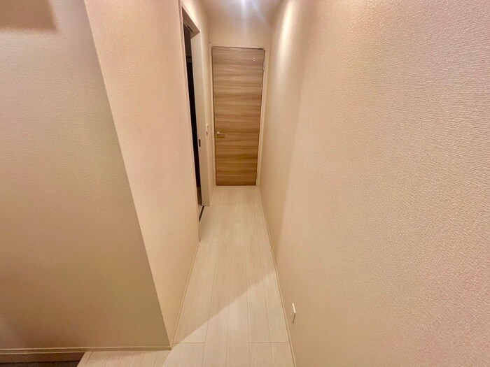 物件内観写真20　(廊下)