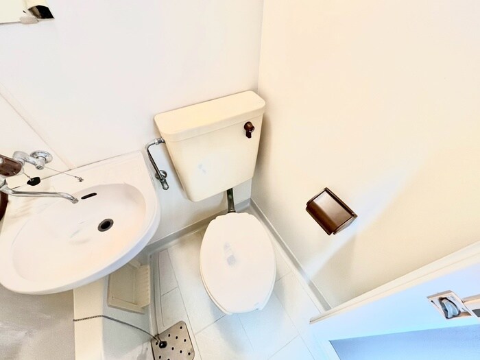 物件内観写真9　(トイレ)