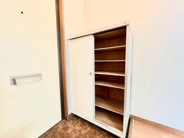物件内観写真12　(靴箱)