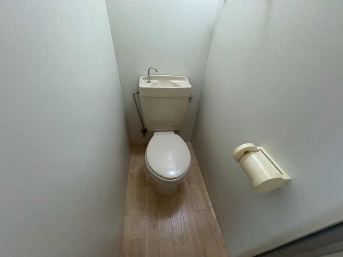 物件内観写真11　(トイレ)