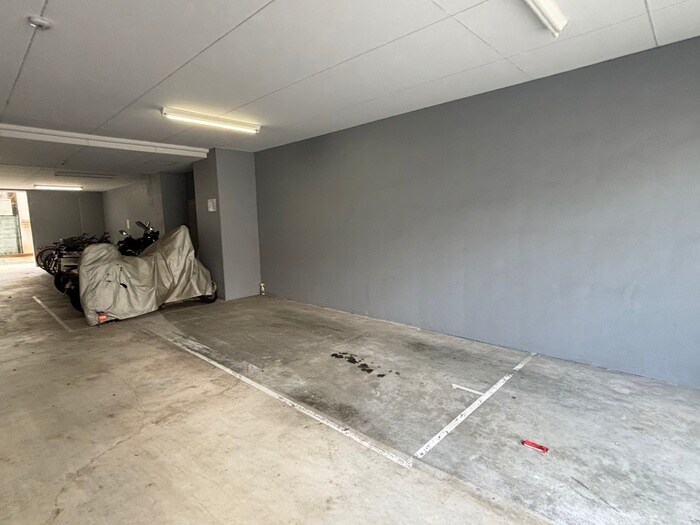 物件外観写真3　(駐車場)