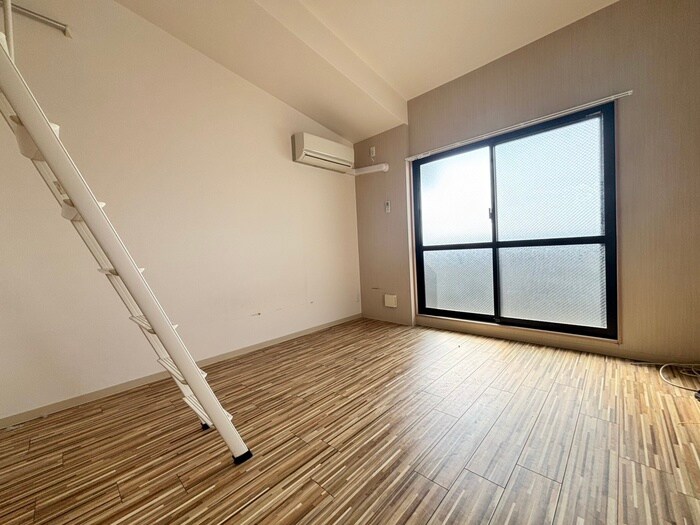 物件内観写真16　(居室)