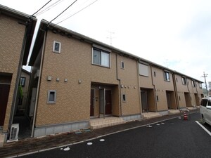 グリーングラスB棟外観写真