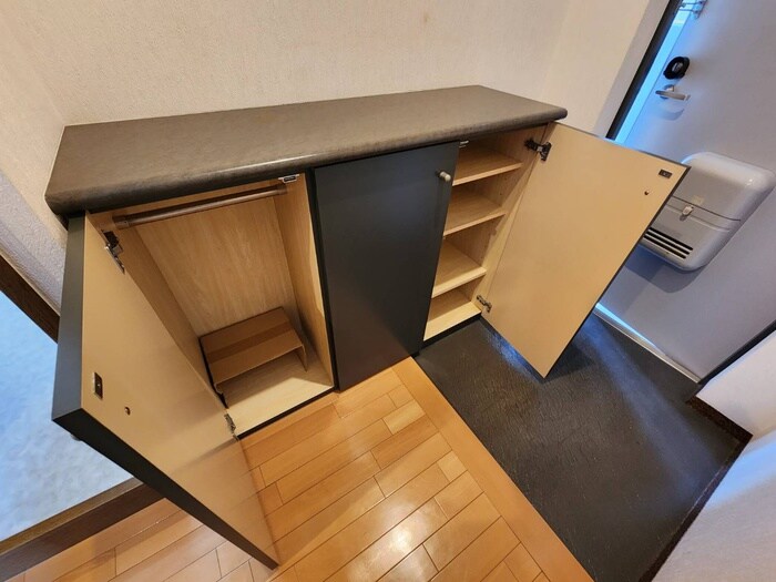 物件内観写真14　(靴箱)