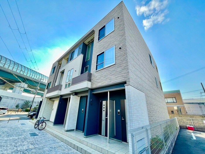 物件外観写真2　(外観写真)