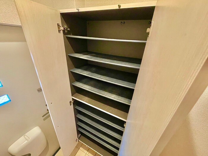 物件内観写真18　(靴箱)