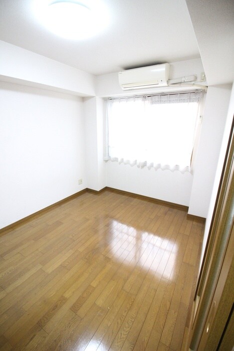 物件内観写真11　(居室)