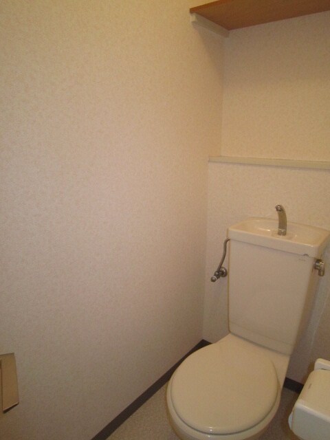 物件内観写真15　(トイレ)