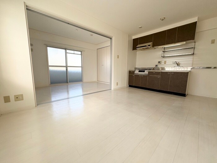 物件内観写真7　(居室)