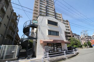 ハイライフ甲南外観写真
