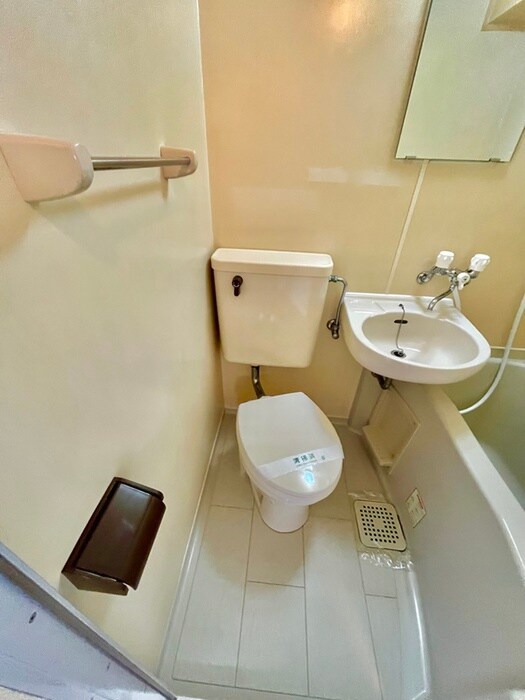 物件内観写真11　(トイレ)