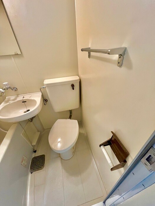 物件内観写真15　(トイレ)