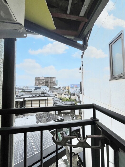 物件内観写真22　(室内からの展望)