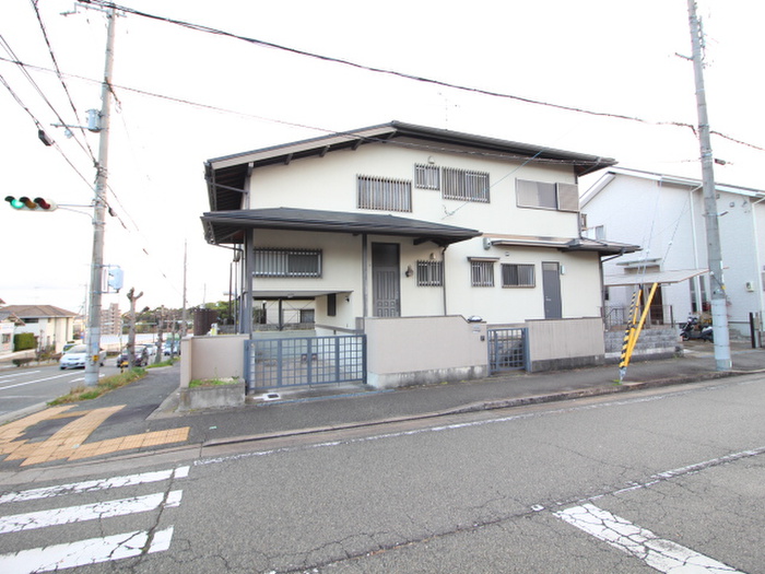 川西萩原台西1丁目戸建