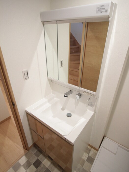 物件内観写真10　(洗面)