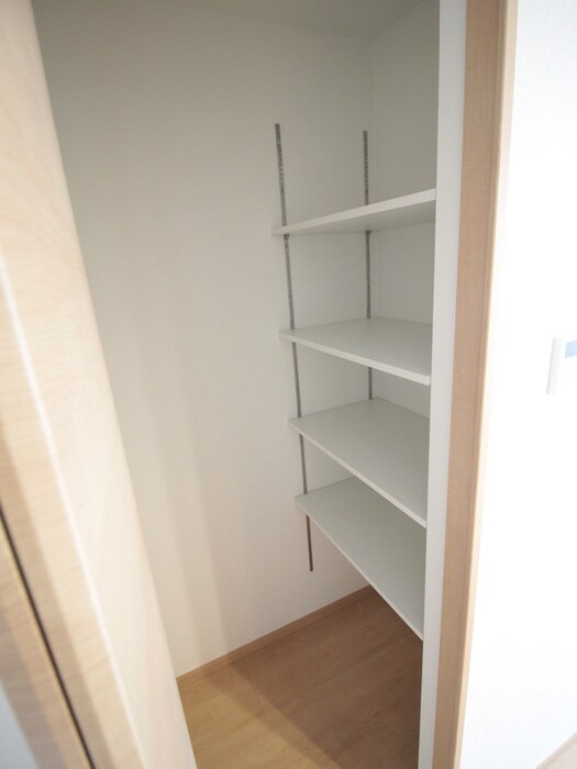 物件内観写真19　(収納)