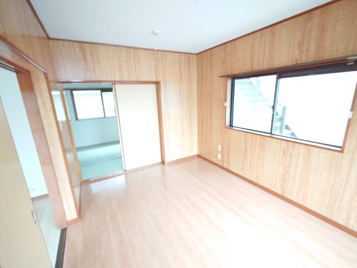 物件内観写真7　(居室)