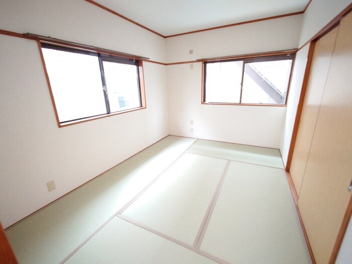 物件内観写真13　(居室)