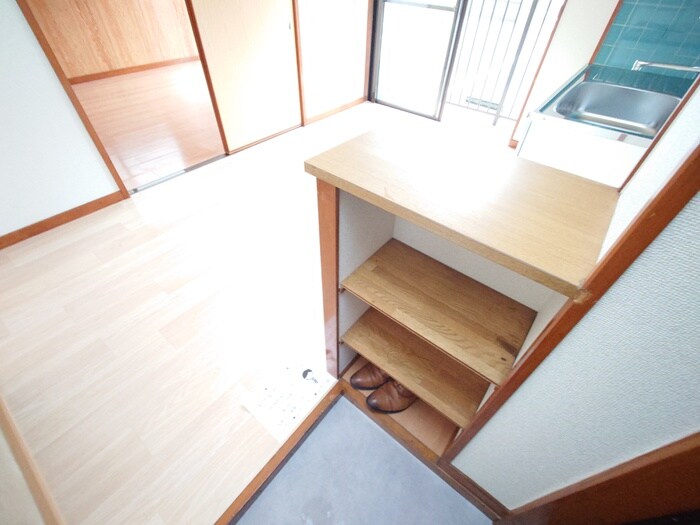 物件内観写真17　(靴箱)