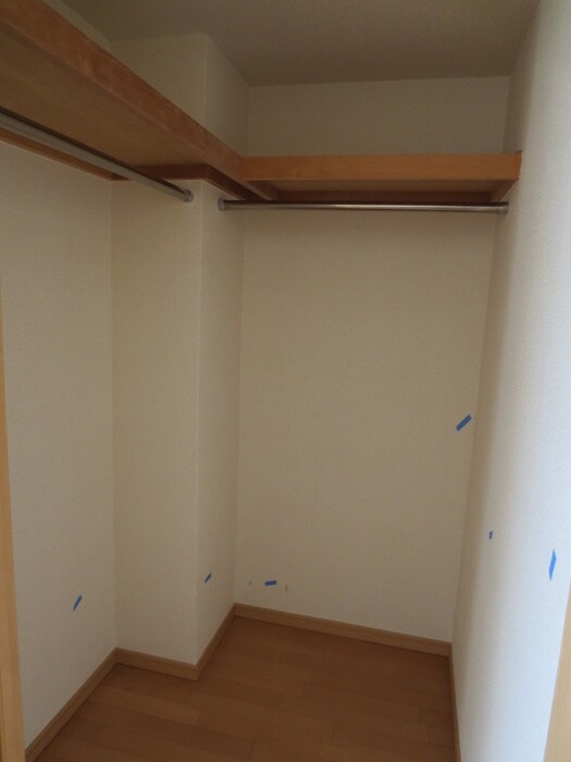 物件内観写真8　(収納)