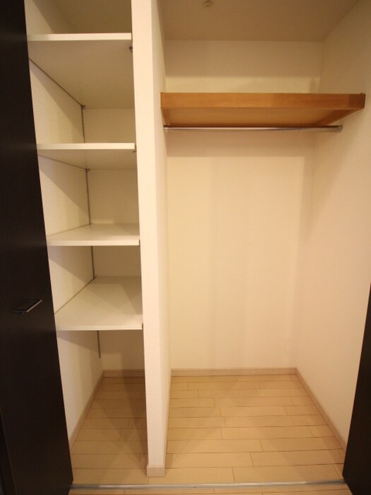 物件内観写真14　(収納)