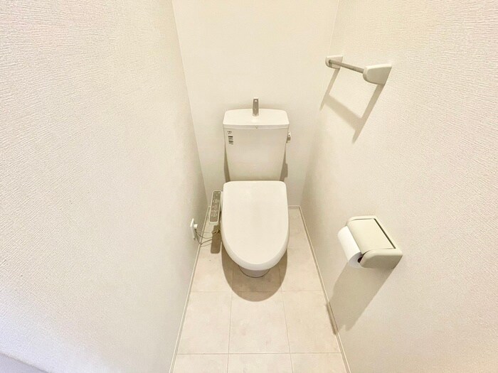 物件内観写真11　(トイレ)