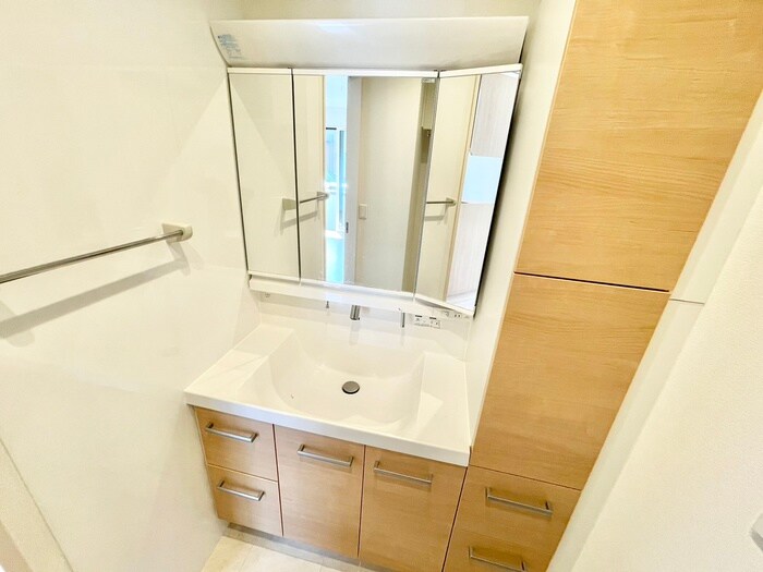 物件内観写真12　(洗面)