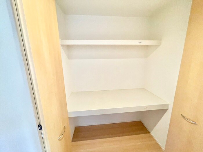 物件内観写真13　(収納)