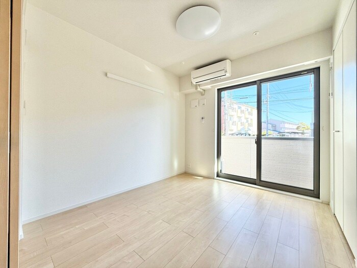 物件内観写真9　(居室)