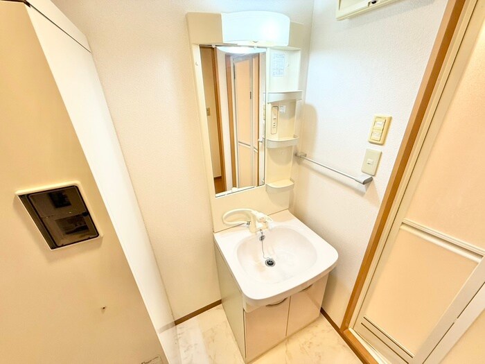 物件内観写真14　(洗面)