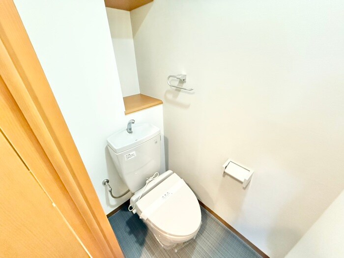 物件内観写真15　(トイレ)
