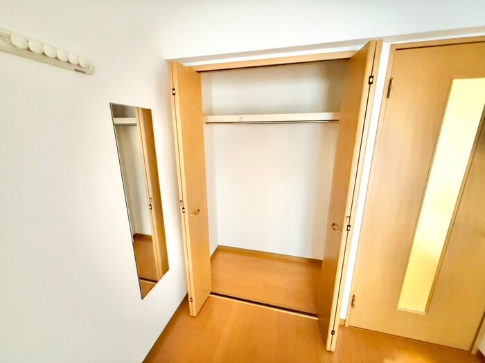 物件内観写真16　(収納)