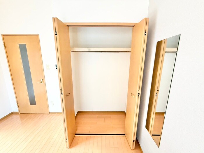 物件内観写真16　(収納)