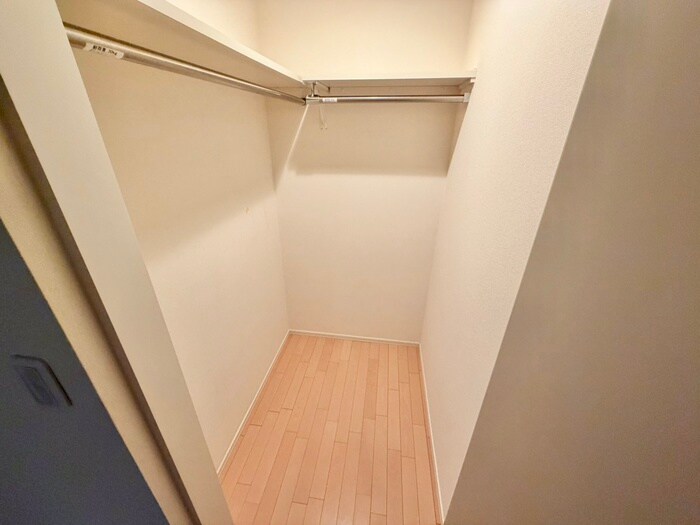 物件内観写真13　(収納)