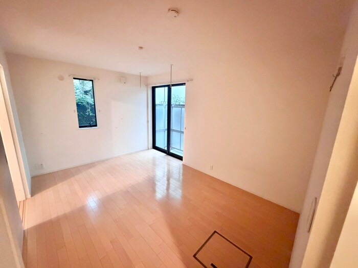 物件内観写真14　(居室)