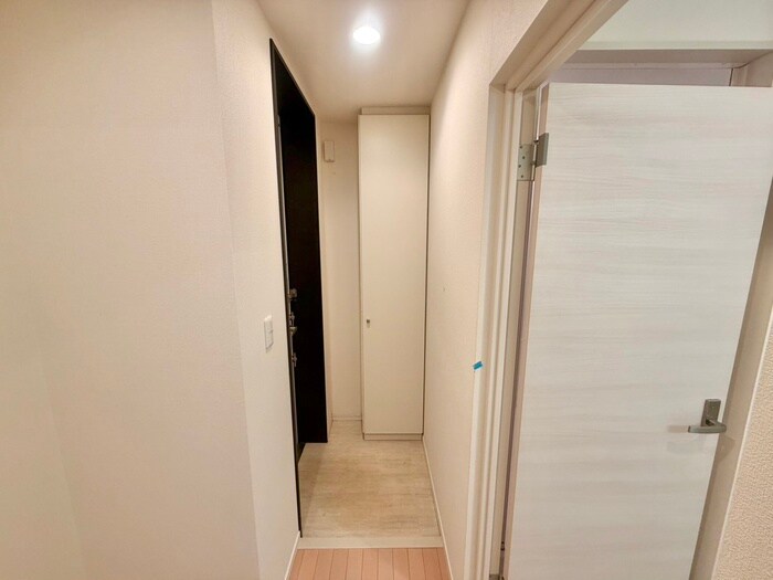 物件内観写真15　(玄関)