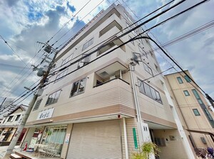 菅ビル外観写真